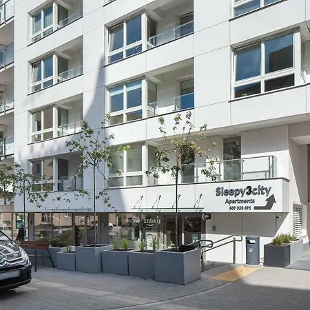 Sleepy3city Batorego 9 Ii 公寓式酒店 *