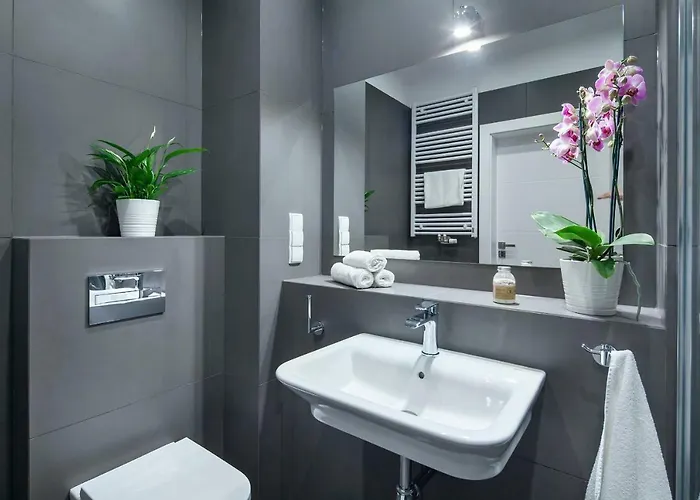 Sleepy3city Batorego 9 Ii 公寓式酒店 格丁尼亚