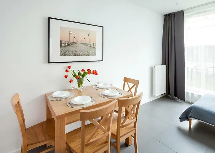 Sleepy3city Batorego 9 Ii 公寓式酒店 格丁尼亚